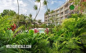 Mistiq Gardens